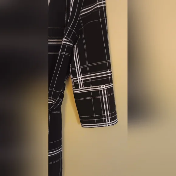 Moodo Womans Tie At Waist dress, M, Black/white, P2P 17.5, L 30", NWT - Picture 2 of 8